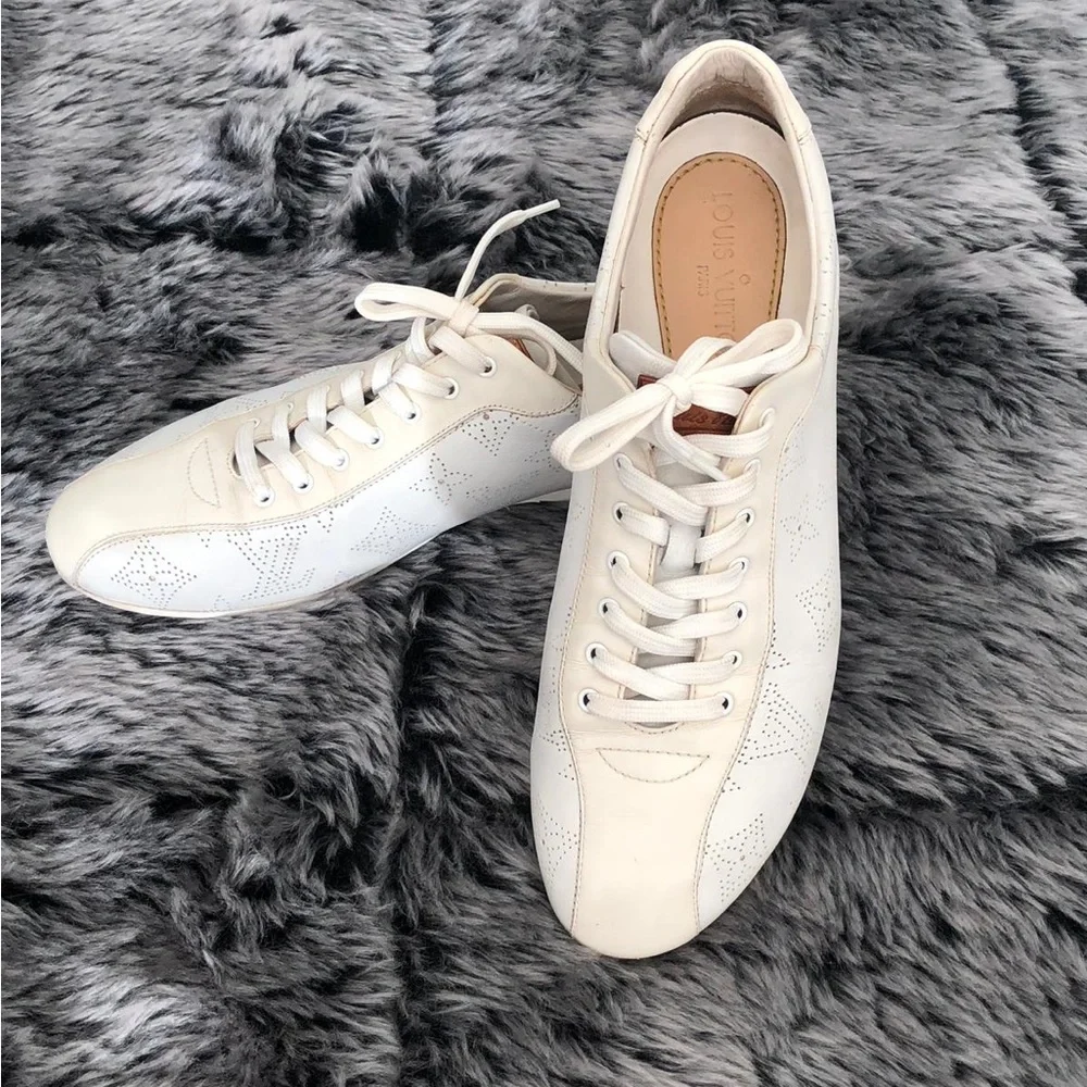 Louis Vuitton size 39 sneakers - Picture 5 of 6